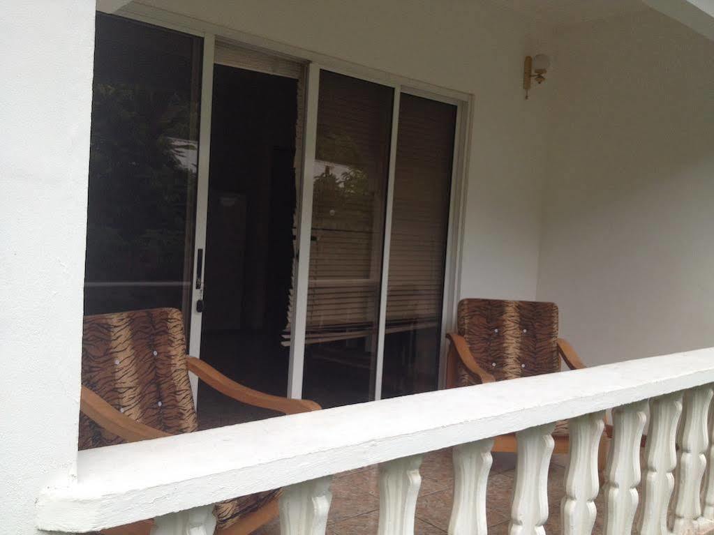 Marl Self Catering Villa Pointe La Rue Bagian luar foto