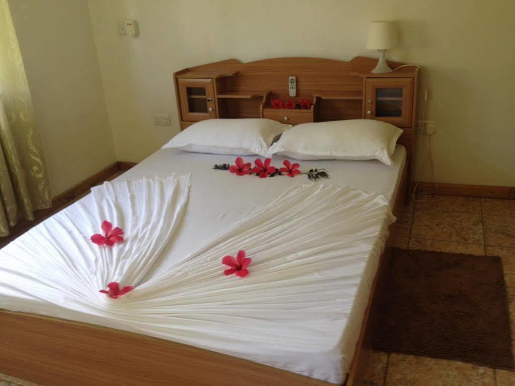 Marl Self Catering Villa Pointe La Rue Bagian luar foto
